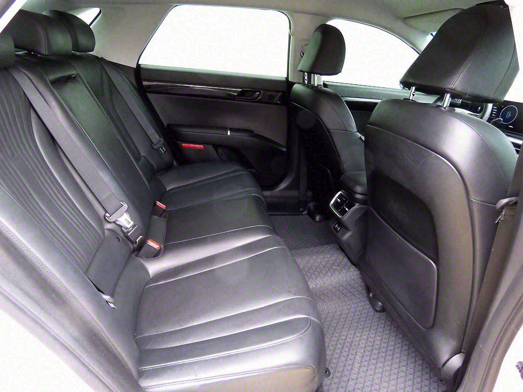 HYUNDAI Grandeur 2023 Blanco - Importación desde Corea - HF Imports Iquique - Foto 7