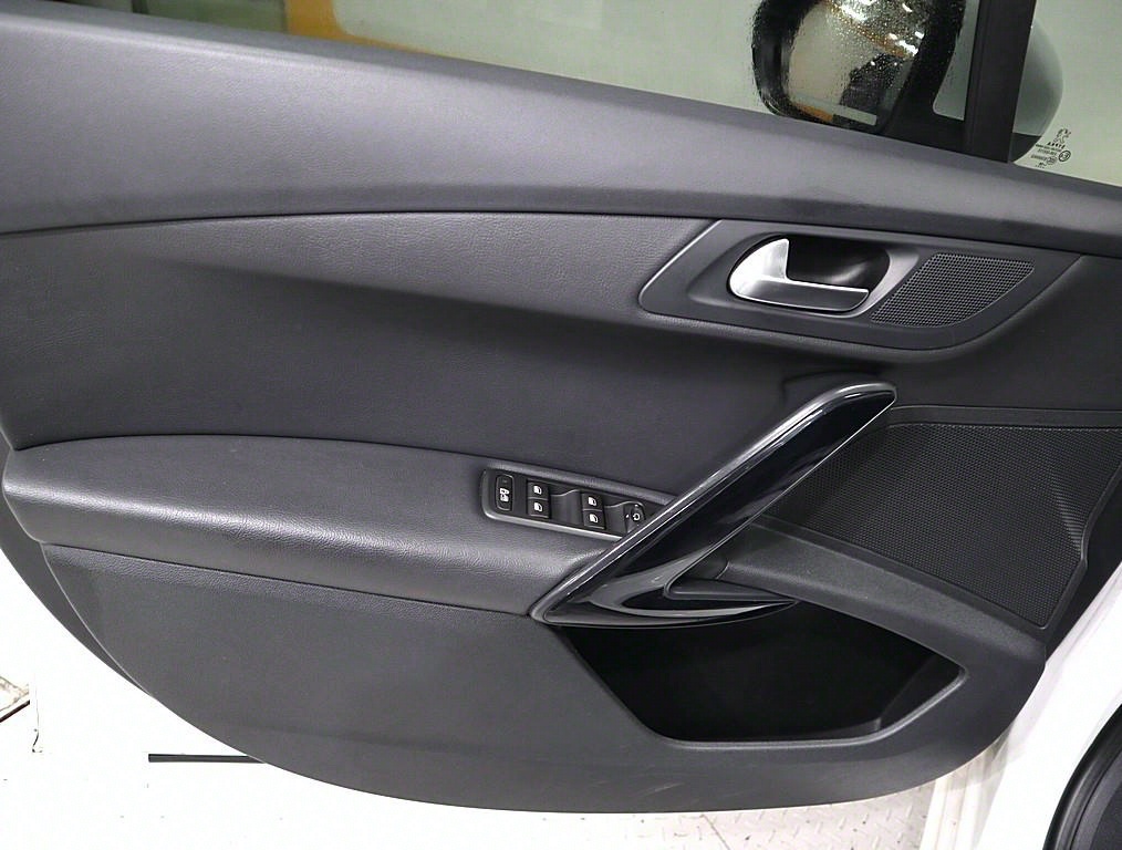 Peugeot 508 - Vista 8