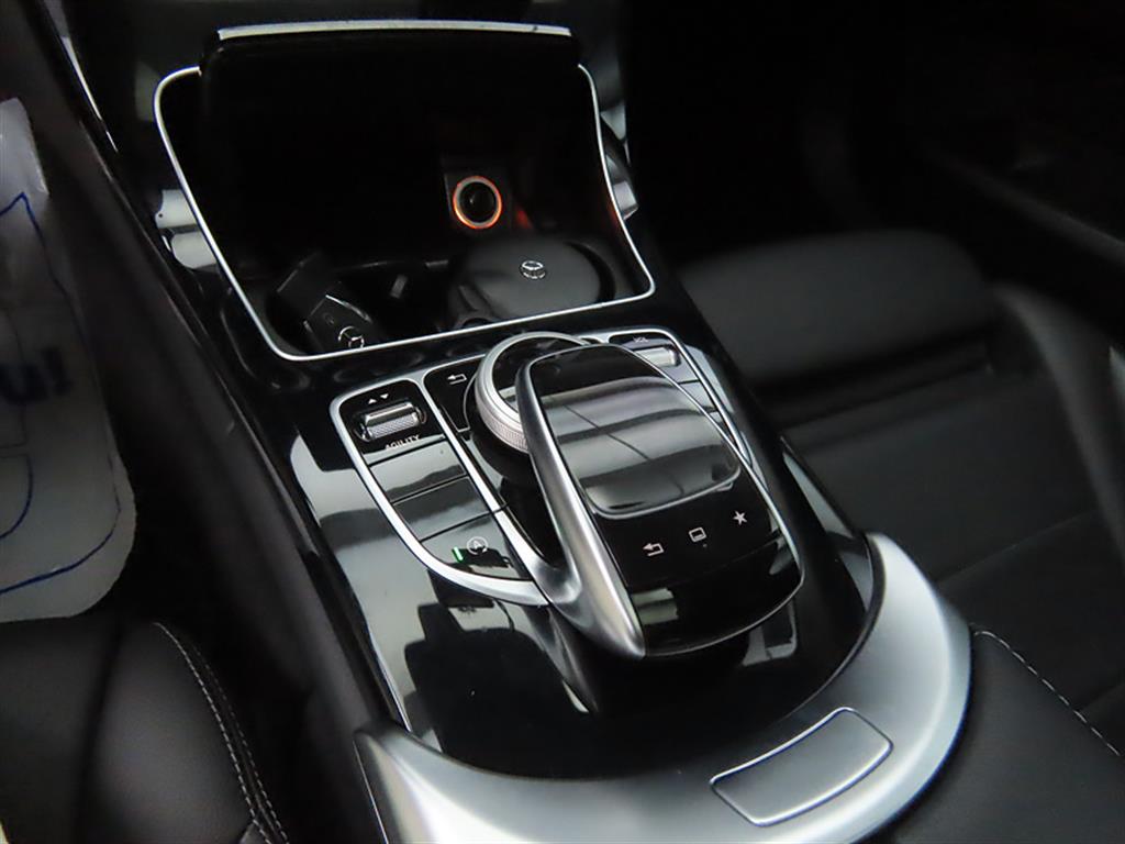 Mercedes Benz C Class - Vista 12