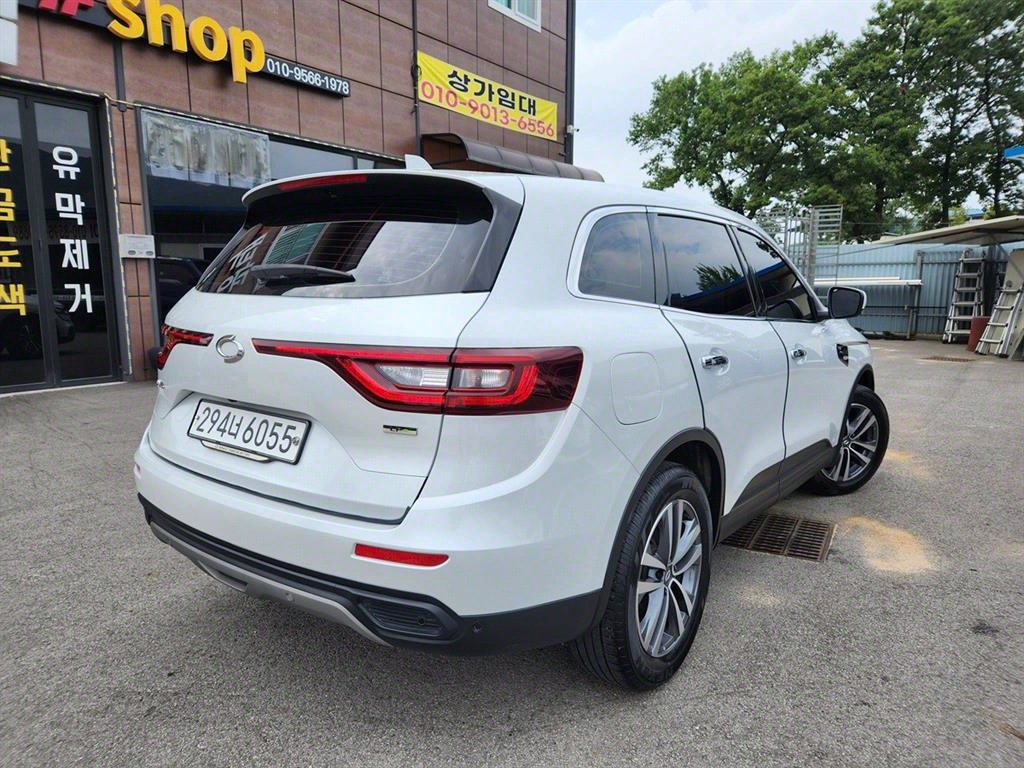 SAMSUNG QM6 - Vista 4