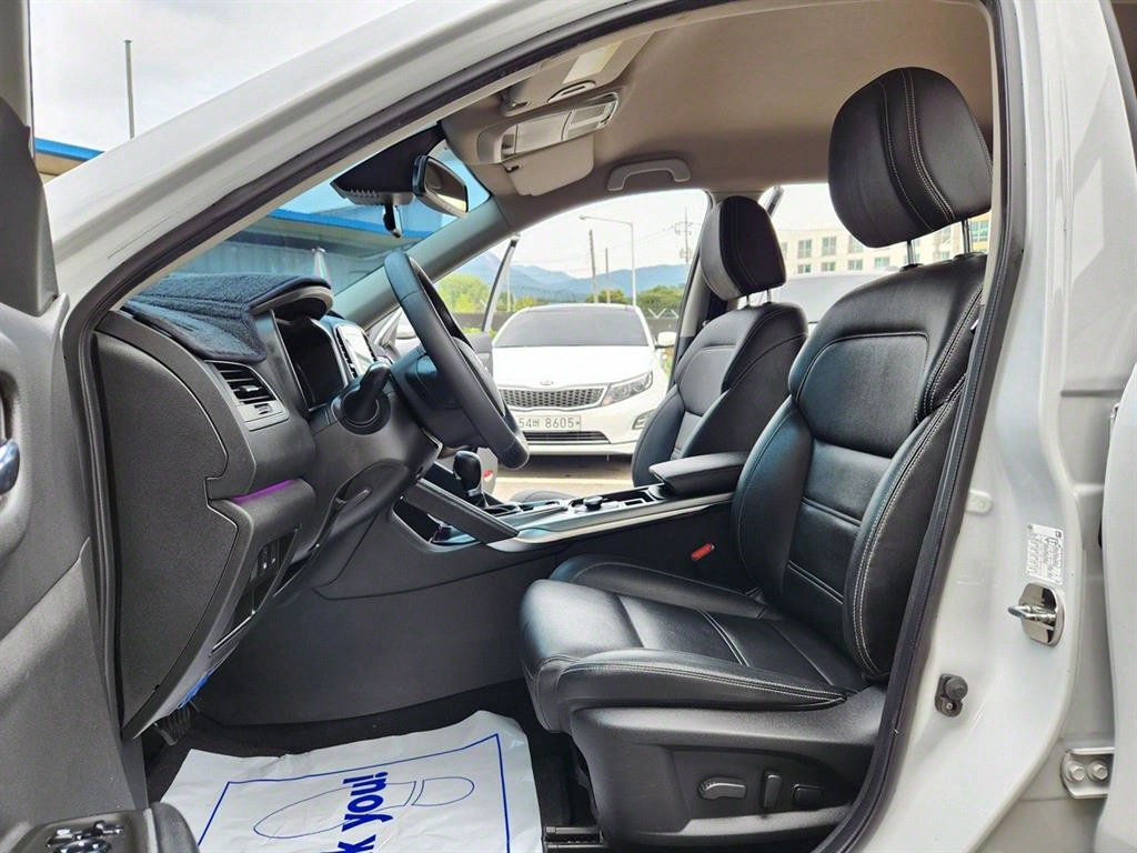 SAMSUNG QM6 - Vista 9