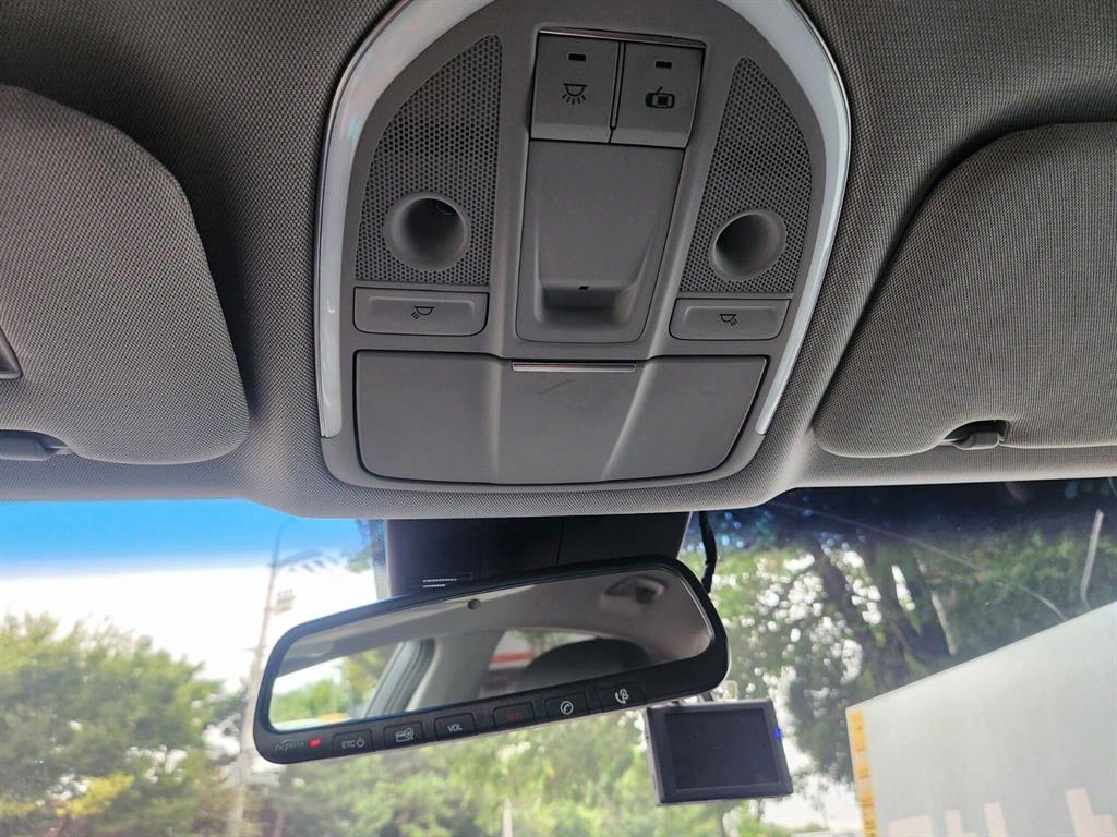 HYUNDAI Genesis 2016 Plateado - Importación desde Corea - HF Imports Iquique - Foto 18