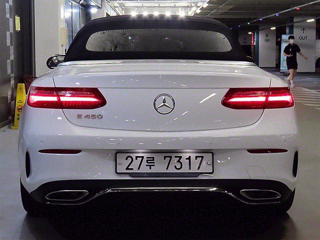 Mercedes Benz E class - Vista 5