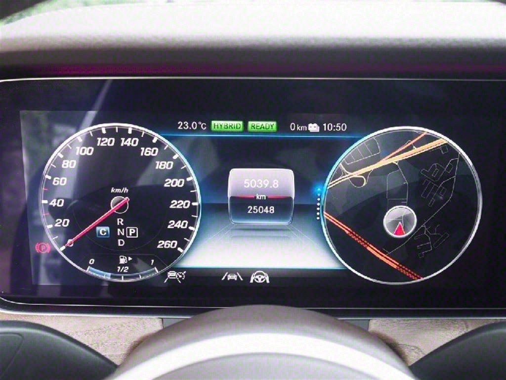 Mercedes Benz E class - Vista 9