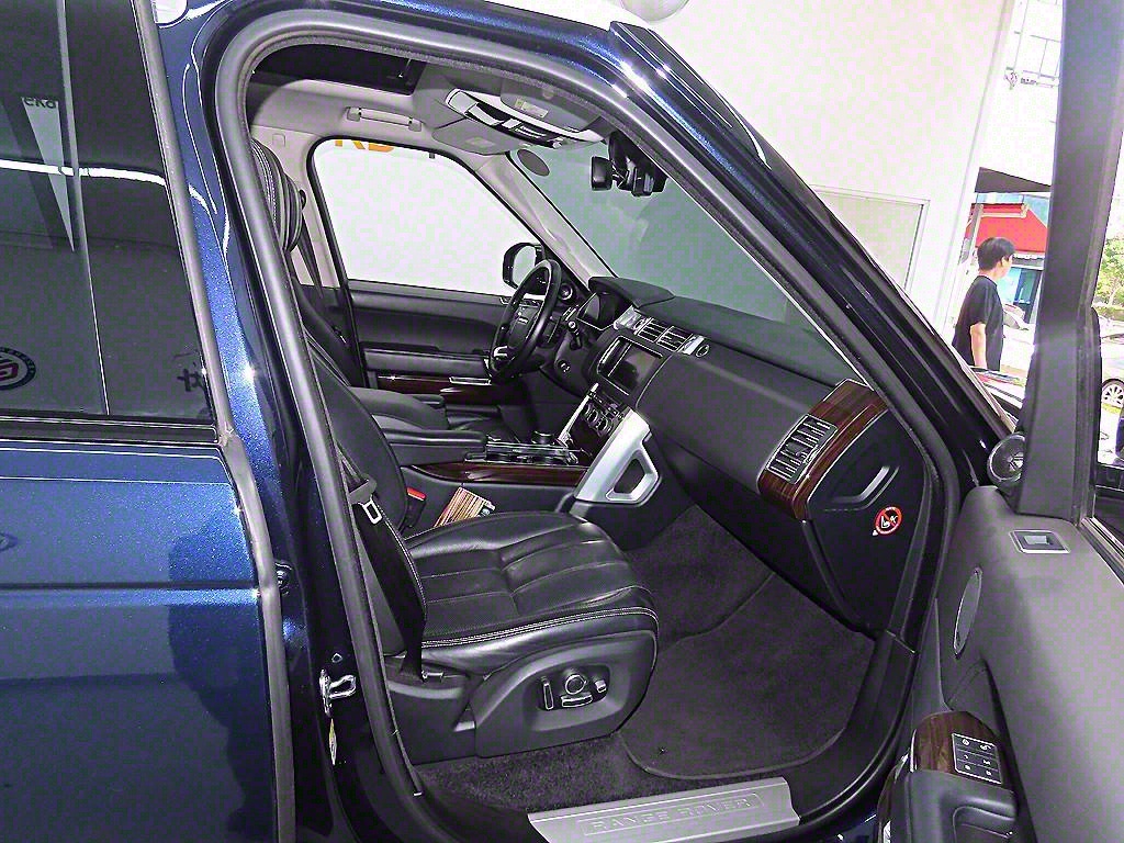 Land Rover Range Rover - Vista 8