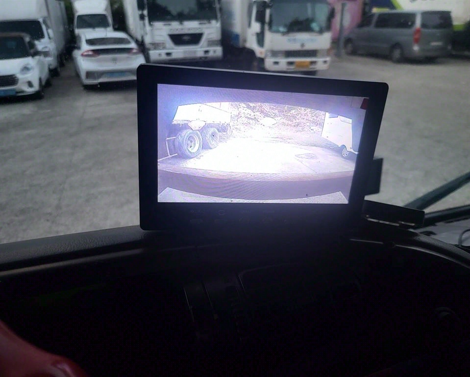 medium and large cargo Live Fish Car 2012 Blanco - Importación desde Corea - HF Imports Iquique - Foto 13