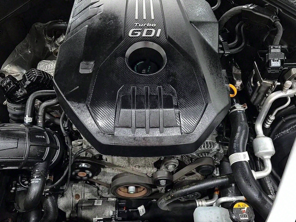 KIA Stinger - Vista 5