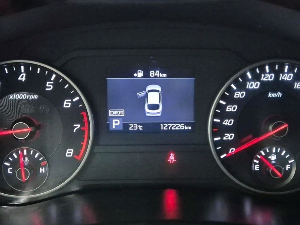 KIA Stinger - Vista 6