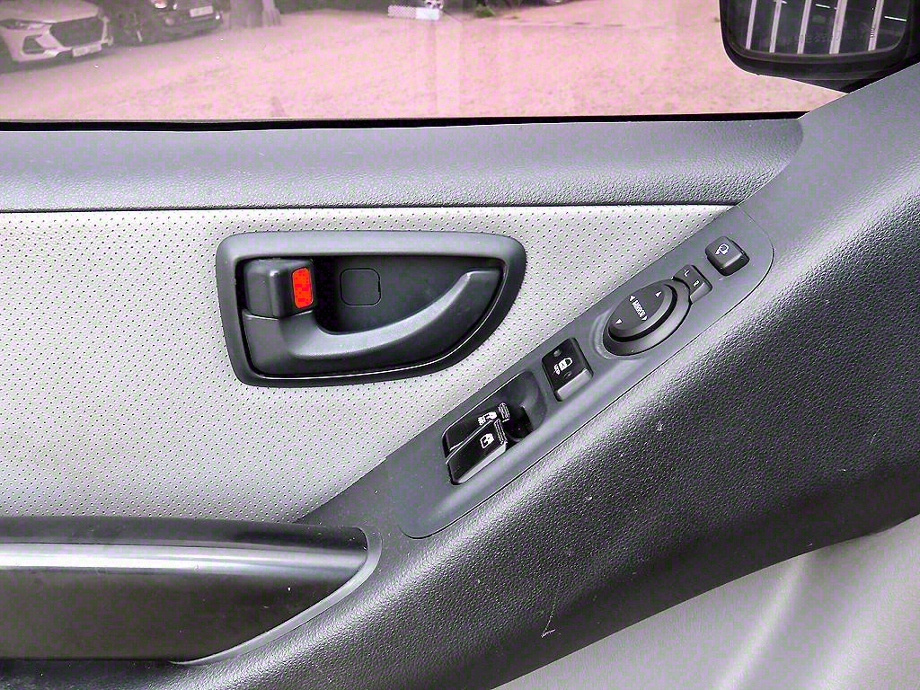 HYUNDAI Starex - Vista 11