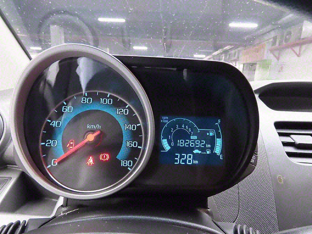 Chevrolet Spark 2014 Blanco - Importación desde Corea - HF Imports Iquique - Foto 8