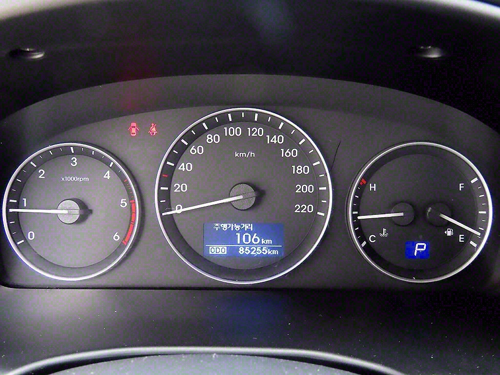 HYUNDAI Starex - Vista 9