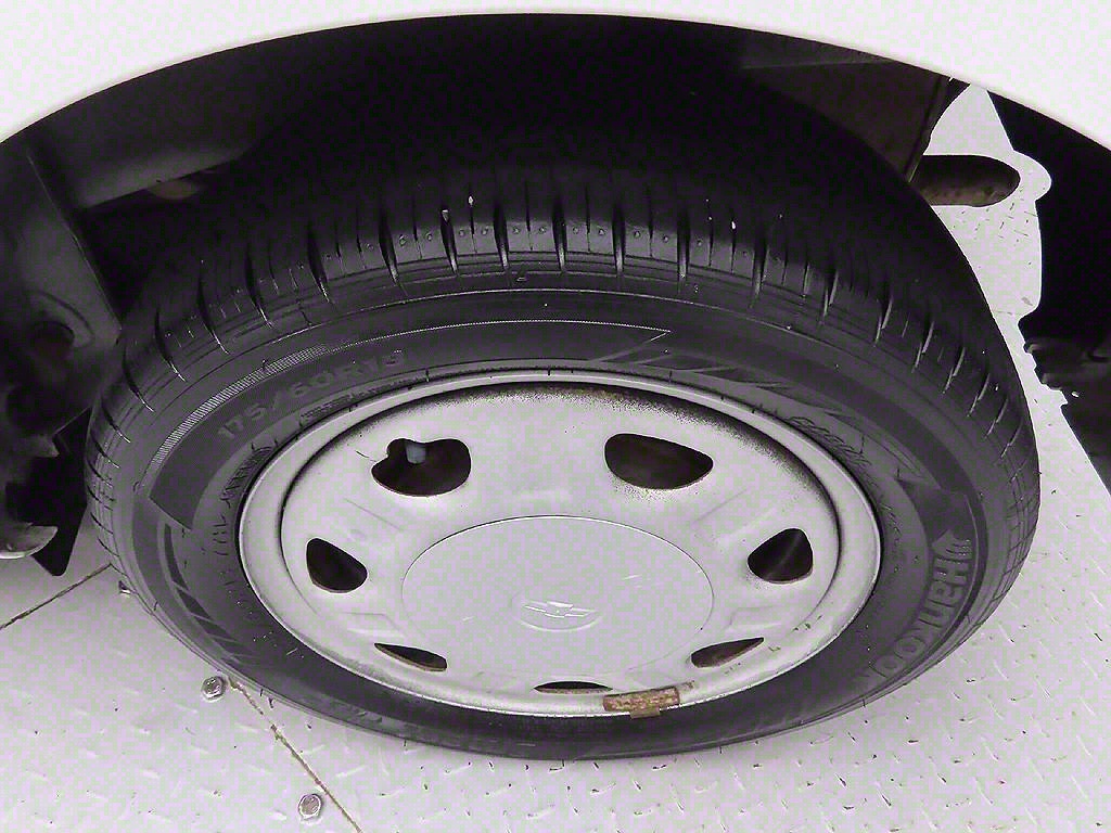 Chevrolet Spark - Vista 11