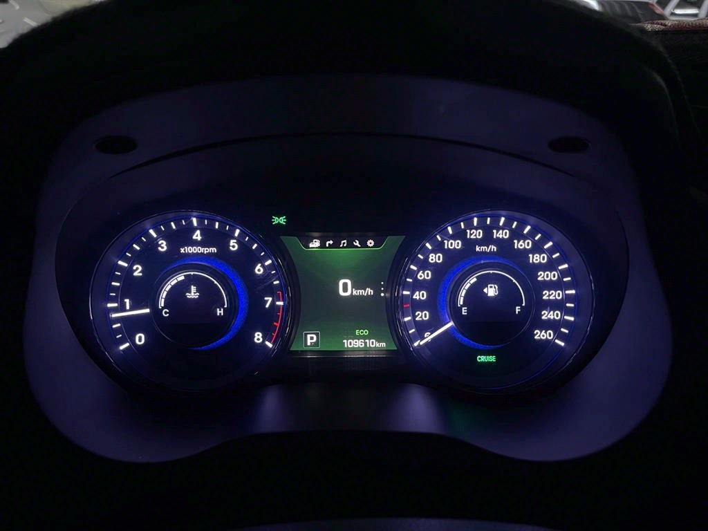 HYUNDAI Grandeur - Vista 11