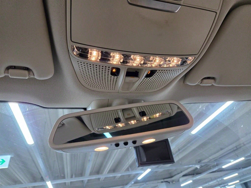 Mercedes Benz GLC Class 2016 Blanco - Importación desde Corea - HF Imports Iquique - Foto 19