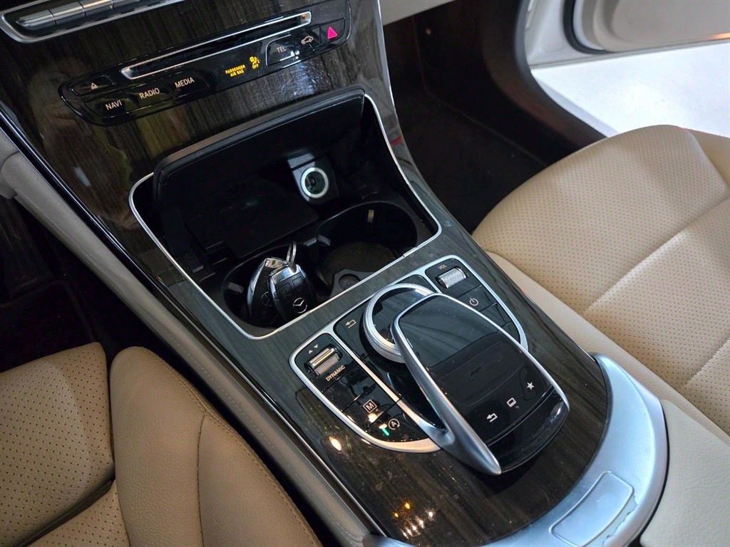 Mercedes Benz GLC Class 2016 Blanco - Importación desde Corea - HF Imports Iquique - Foto 15