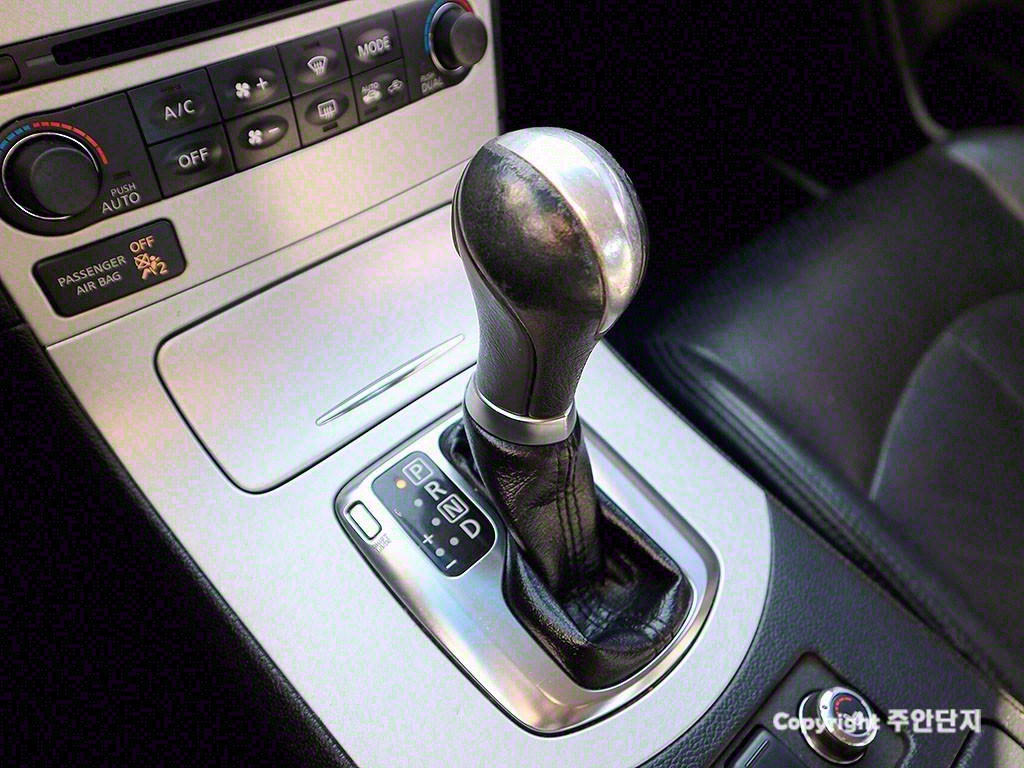 Infiniti G 2009 Blanco - Importación desde Corea - HF Imports Iquique - Foto 7