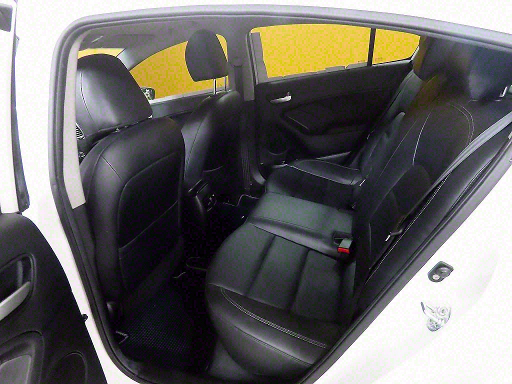 KIA K3 2014 Blanco - Importación desde Corea - HF Imports Iquique - Foto 13