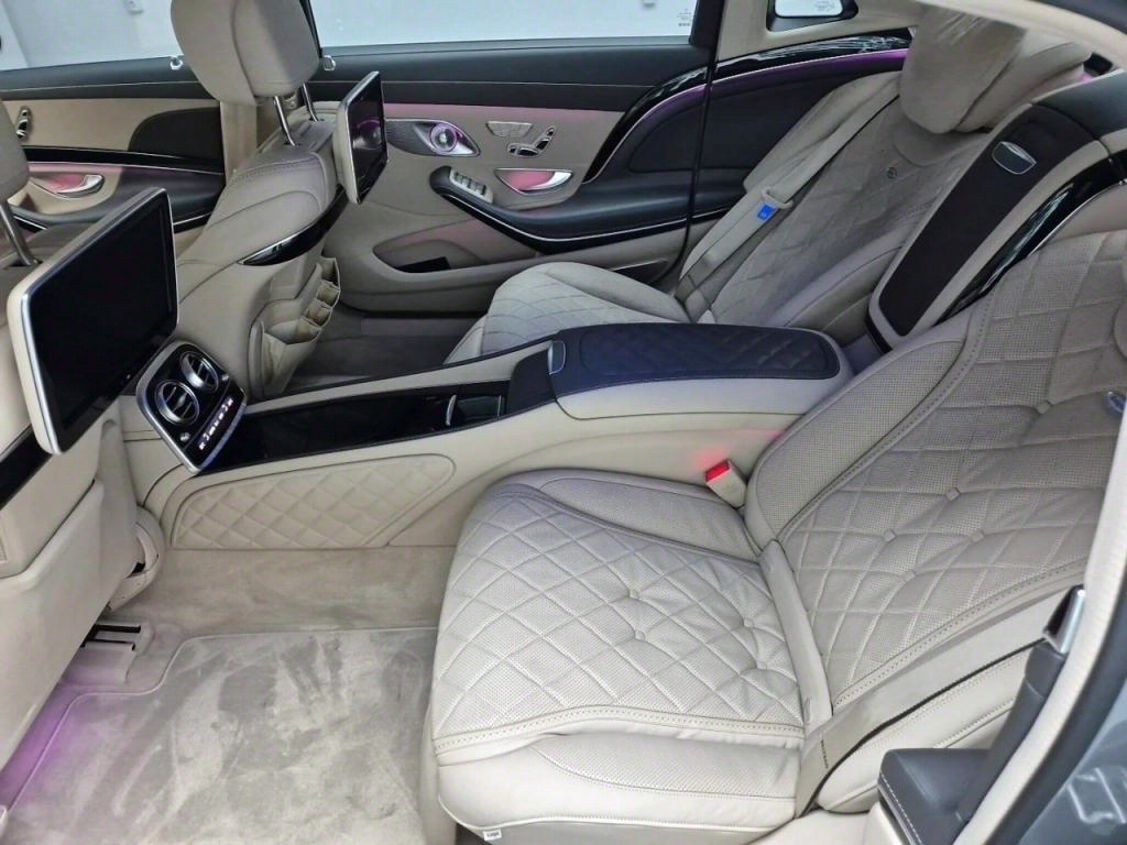 Mercedes Benz S Class - Vista 12