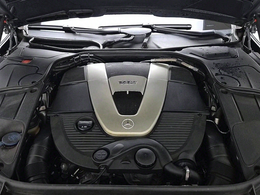 Mercedes Benz S Class - Vista 5