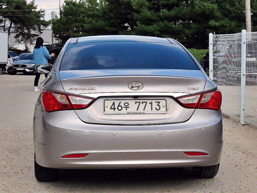 HYUNDAI Sonata - Vista 4