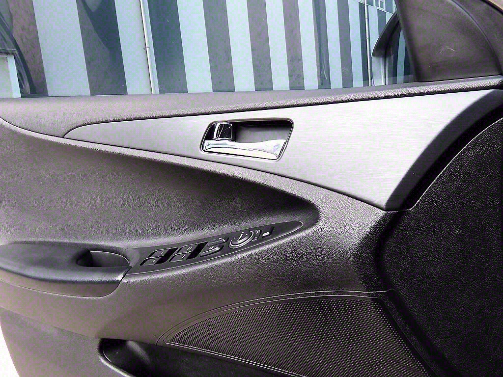 HYUNDAI Sonata - Vista 11