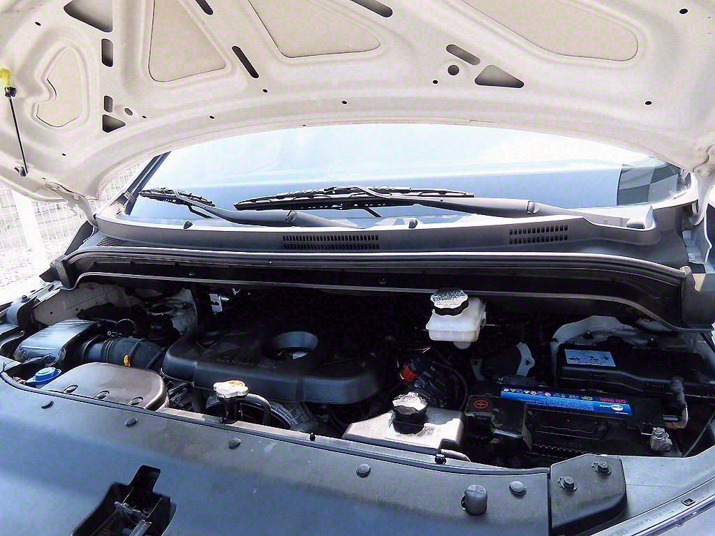 HYUNDAI Starex 2019 Blanco - Importación desde Corea - HF Imports Iquique - Foto 16