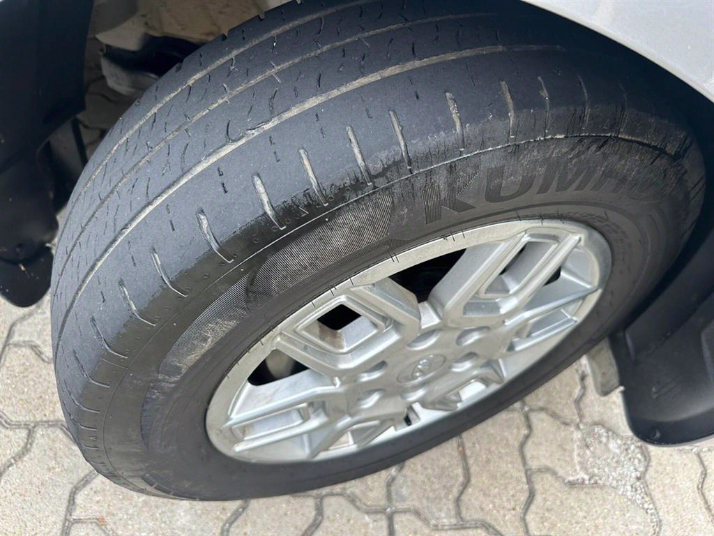 HYUNDAI Staria 2023 Gris - Importación desde Corea - HF Imports Iquique - Foto 18