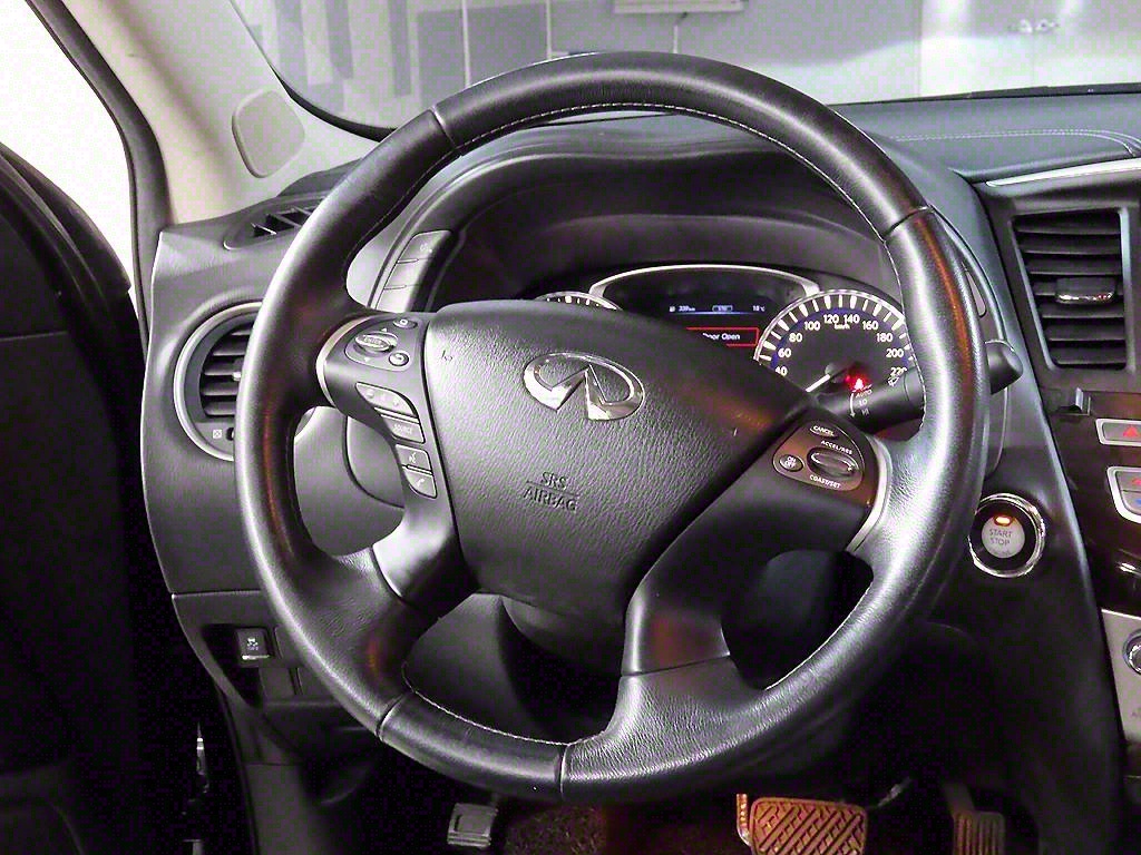 Infiniti QX - Vista 7
