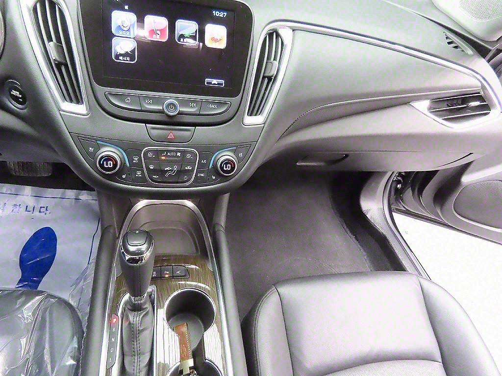 Chevrolet Malibu 2017 Negro - Importación desde Corea - HF Imports Iquique - Foto 13