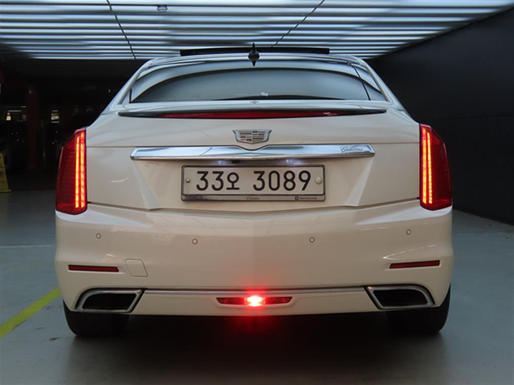 Cadillac CTS - Vista 4