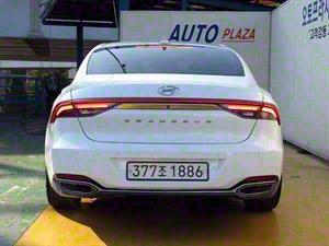 HYUNDAI Grandeur - Vista 8