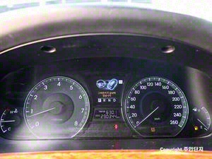 HYUNDAI Equus - Vista 12