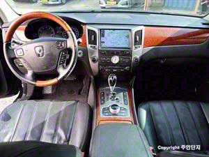 HYUNDAI Equus - Vista 10