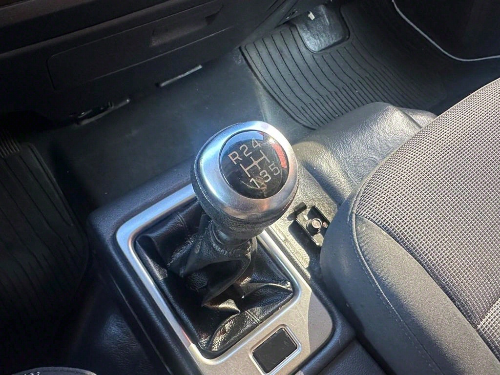 medium and large cargo truck - Vista 11