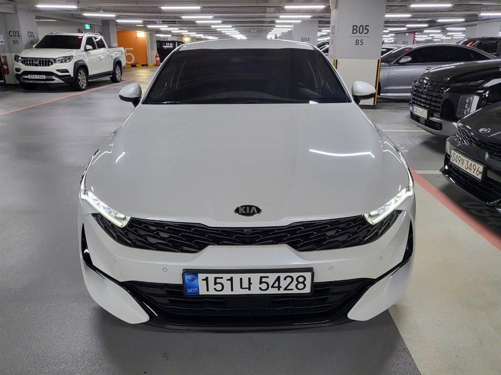 KIA K5