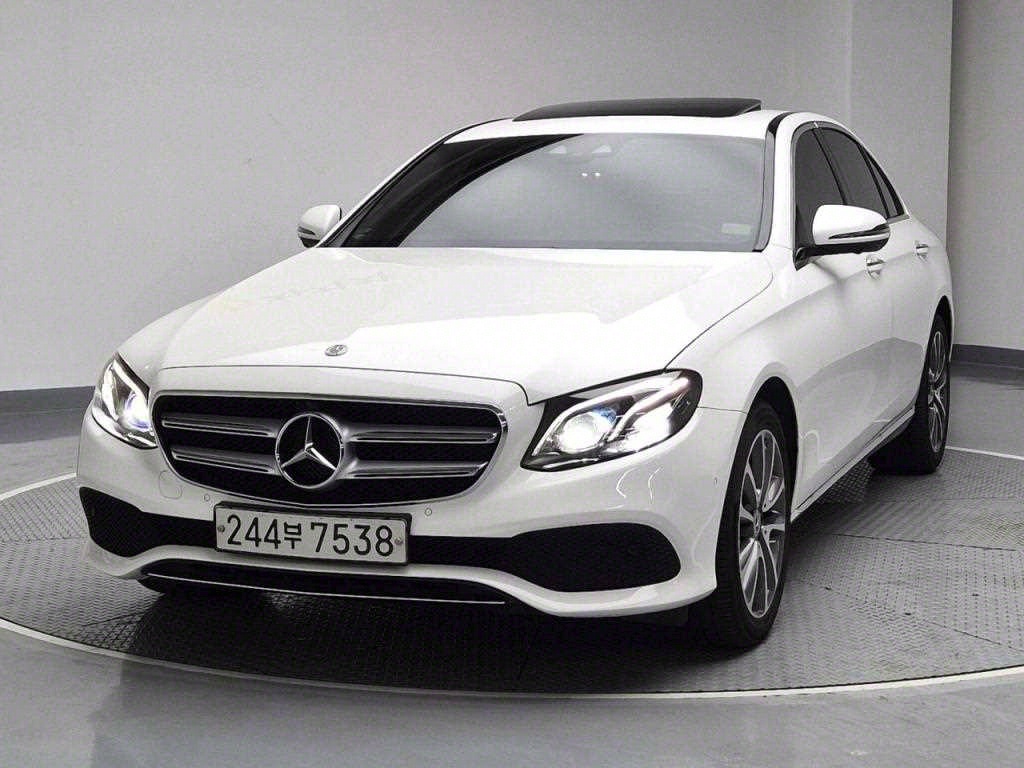 Mercedes Benz E class