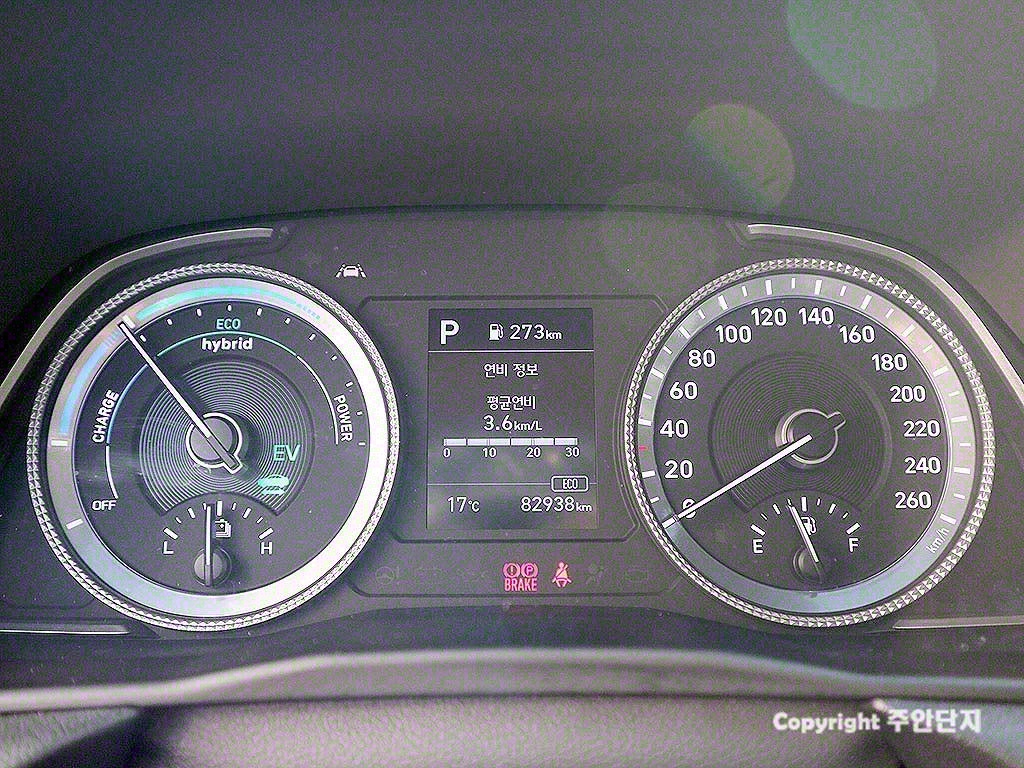 HYUNDAI Sonata - Vista 11