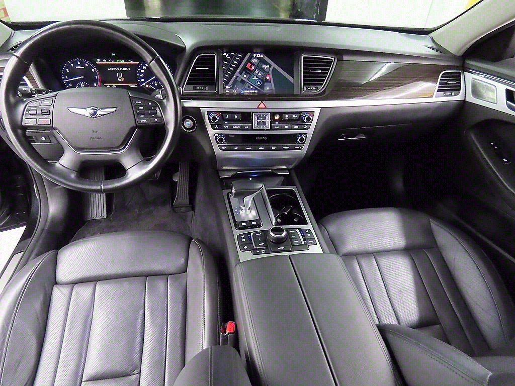 Genesis G80 - Vista 7