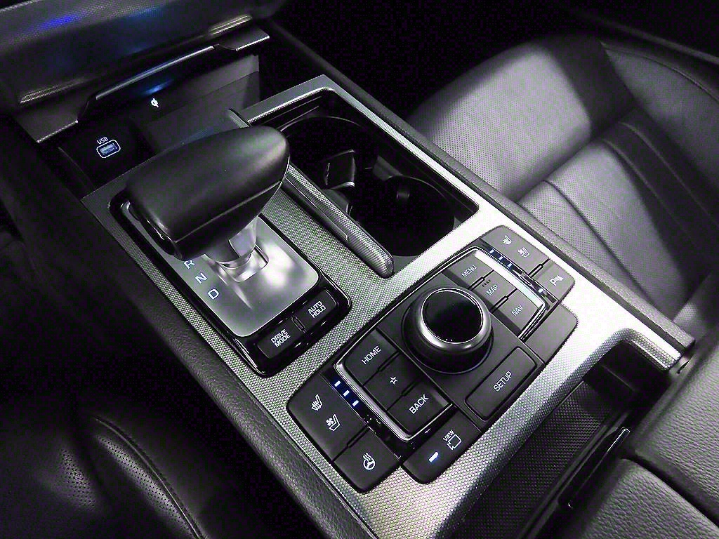 Genesis G80 - Vista 10