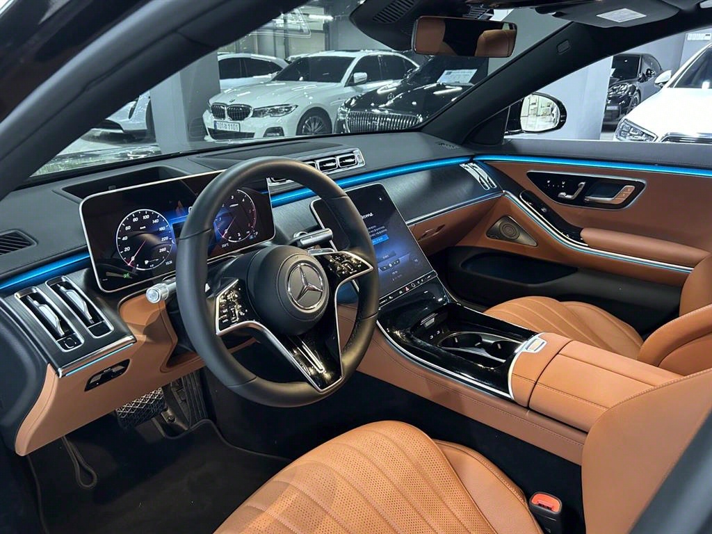 Mercedes Benz S Class - Vista 5