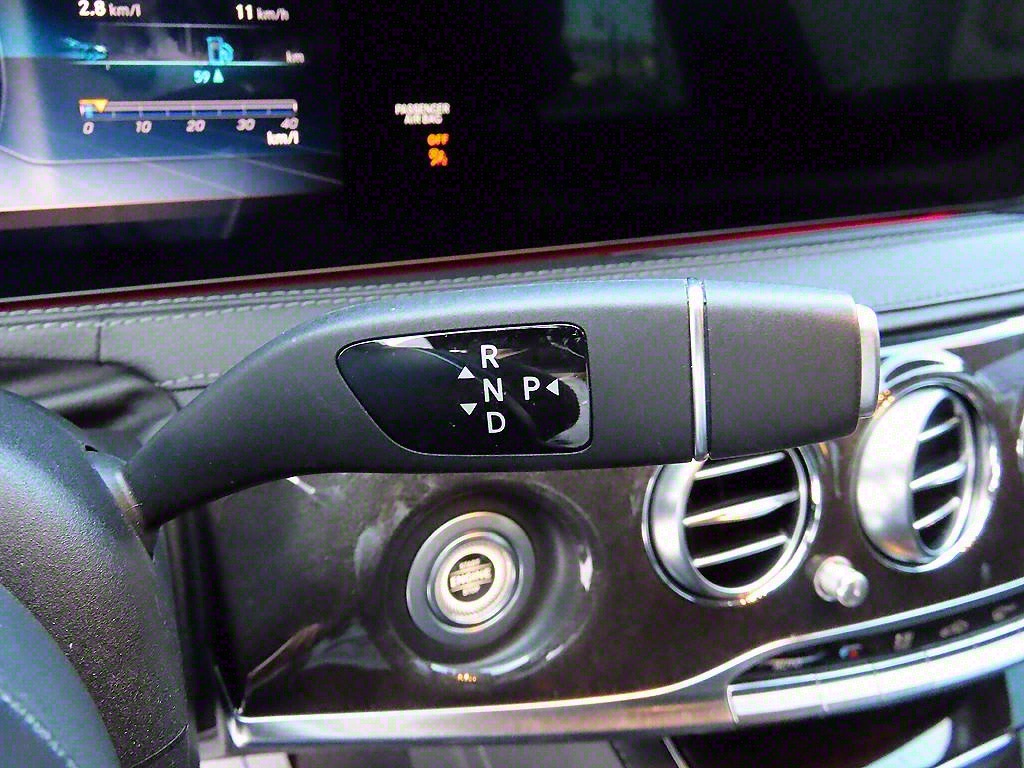 Mercedes Benz S Class - Vista 10