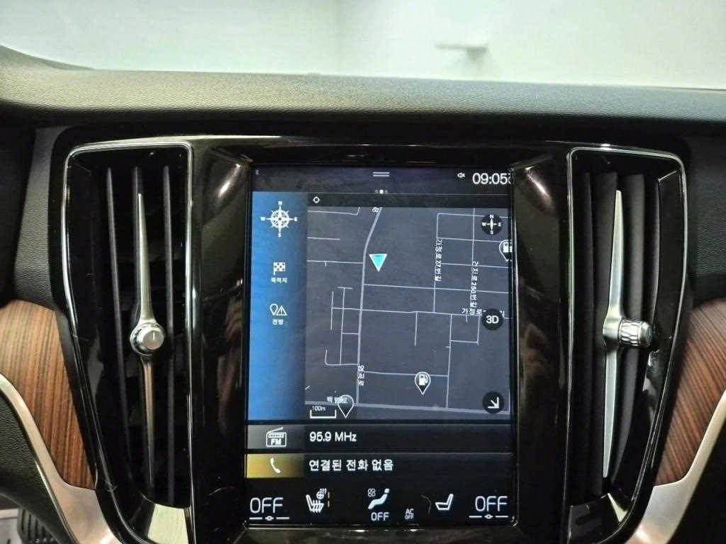 Volvo V60 2019 Negro - Importación desde Corea - HF Imports Iquique - Foto 15