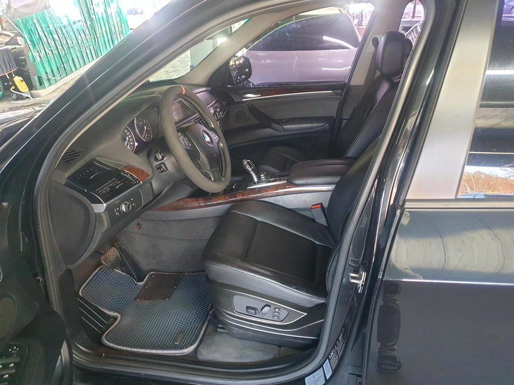 BMW X5 - Vista 9