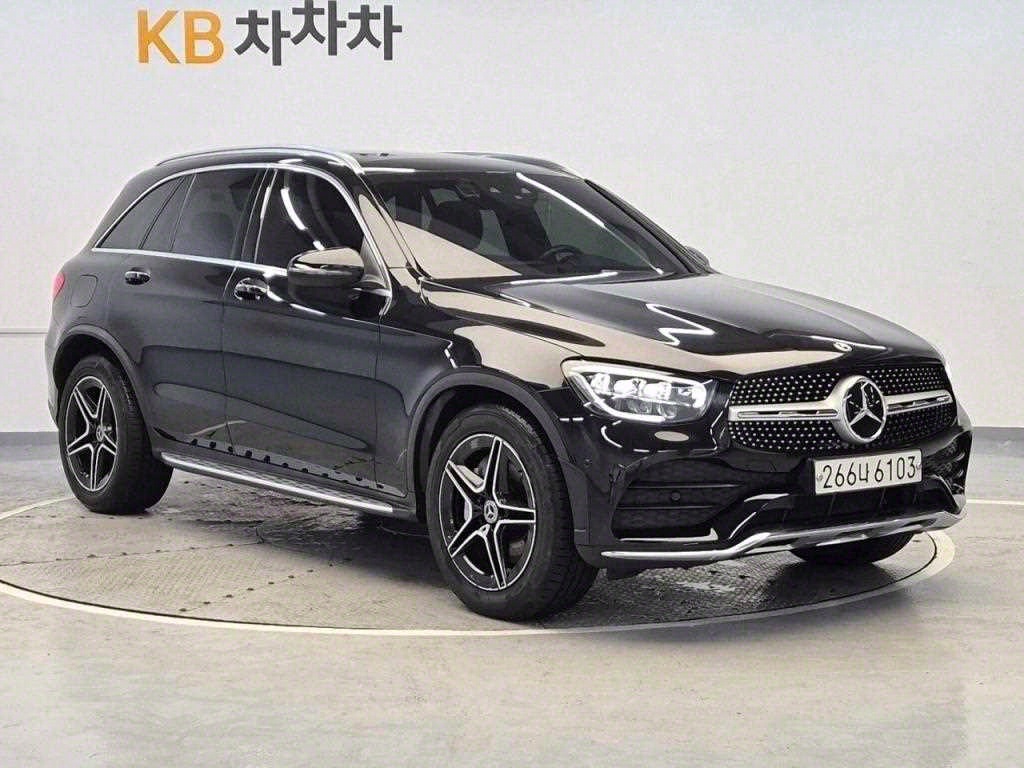 Mercedes Benz GLC Class - Vista 4