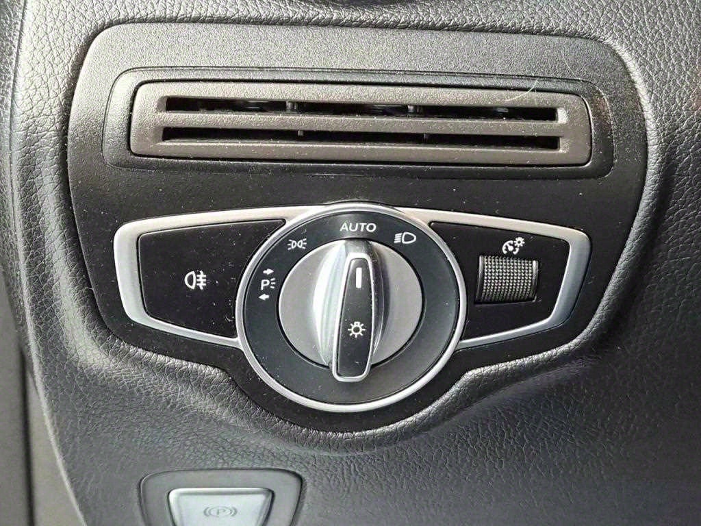 Mercedes Benz GLC Class 2020 Negro - Importación desde Corea - HF Imports Iquique - Foto 16