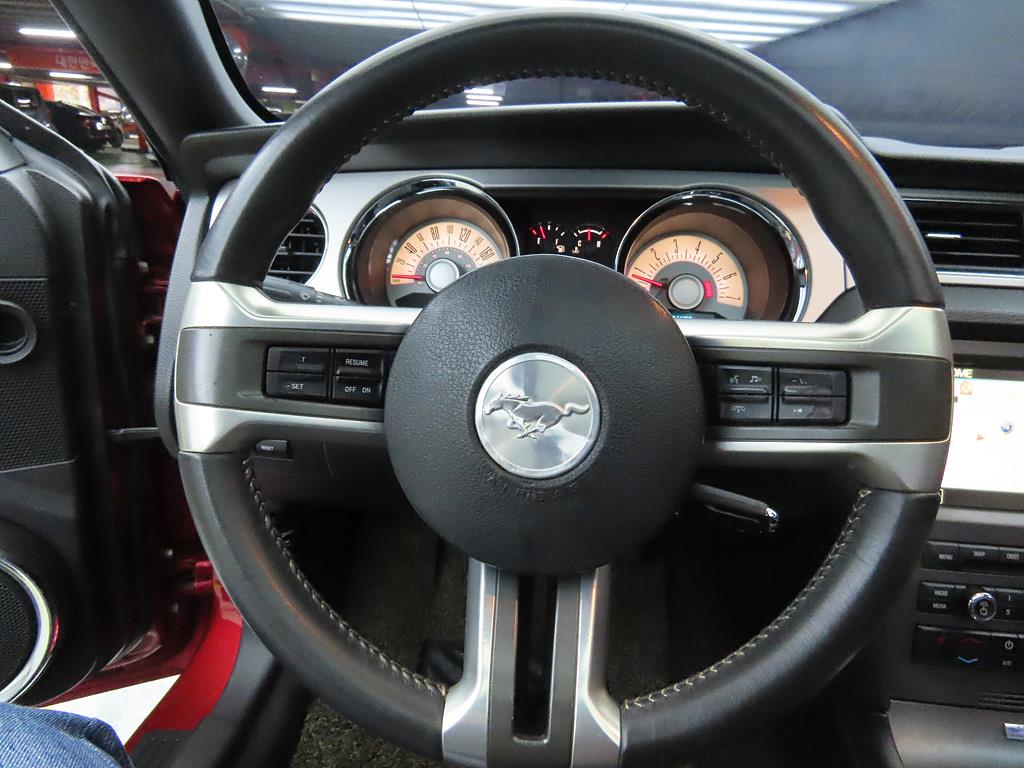 Ford Mustang - Vista 7