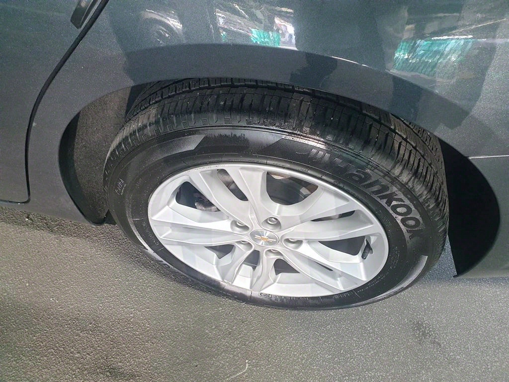 Chevrolet Malibu - Vista 7