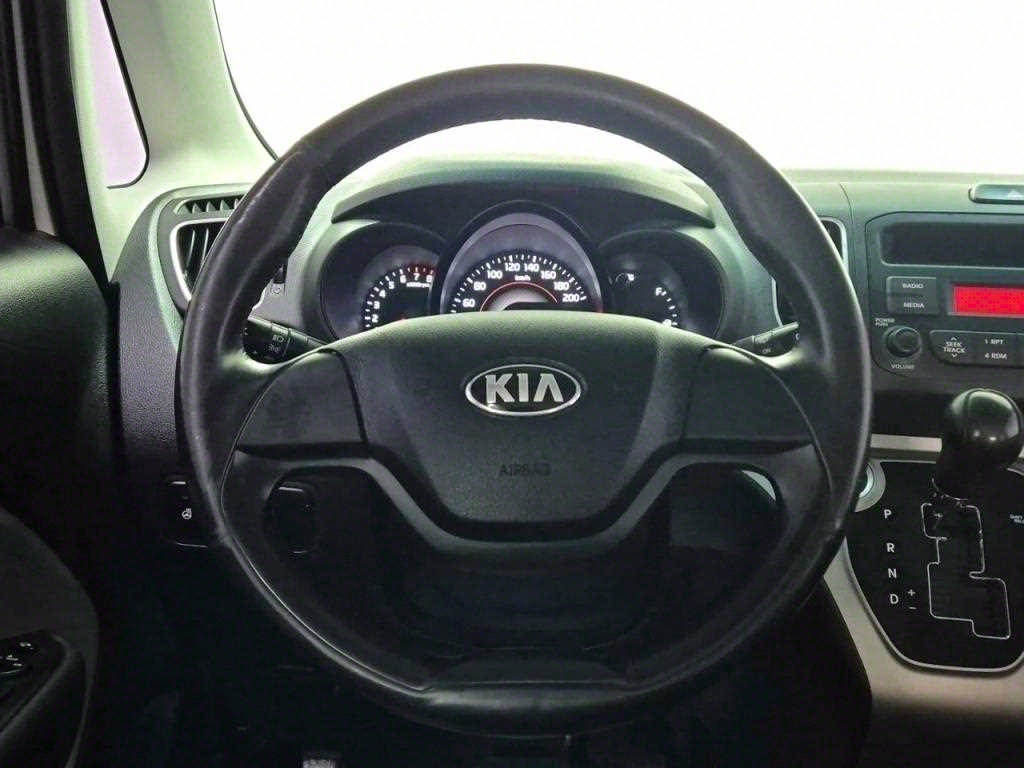 KIA Ray - Vista 9