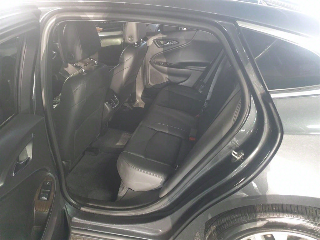 Chevrolet Malibu - Vista 9