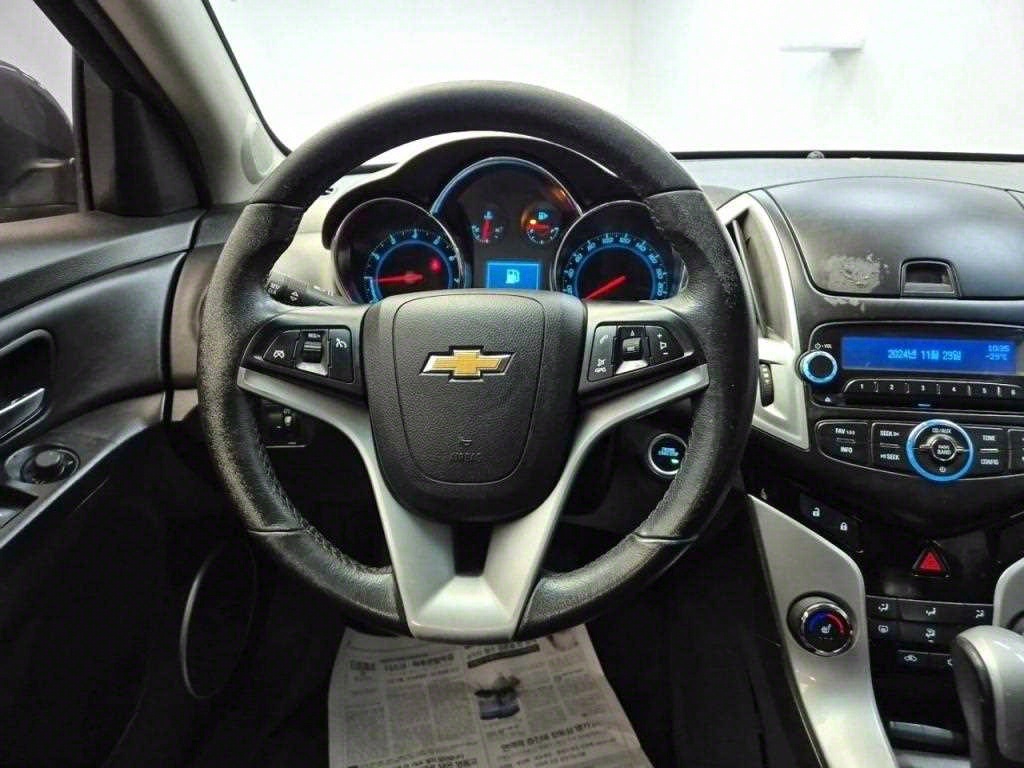 Chevrolet Cruise - Vista 9